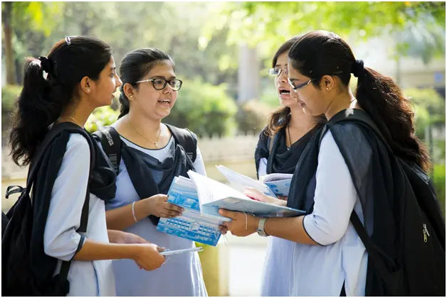 Private Tutor vs Coaching Centre for Board Exams